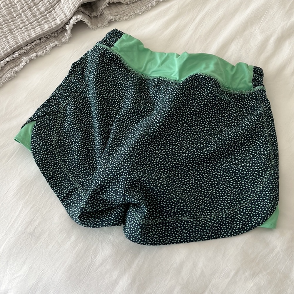 REI shorts - Picture 2 of 5